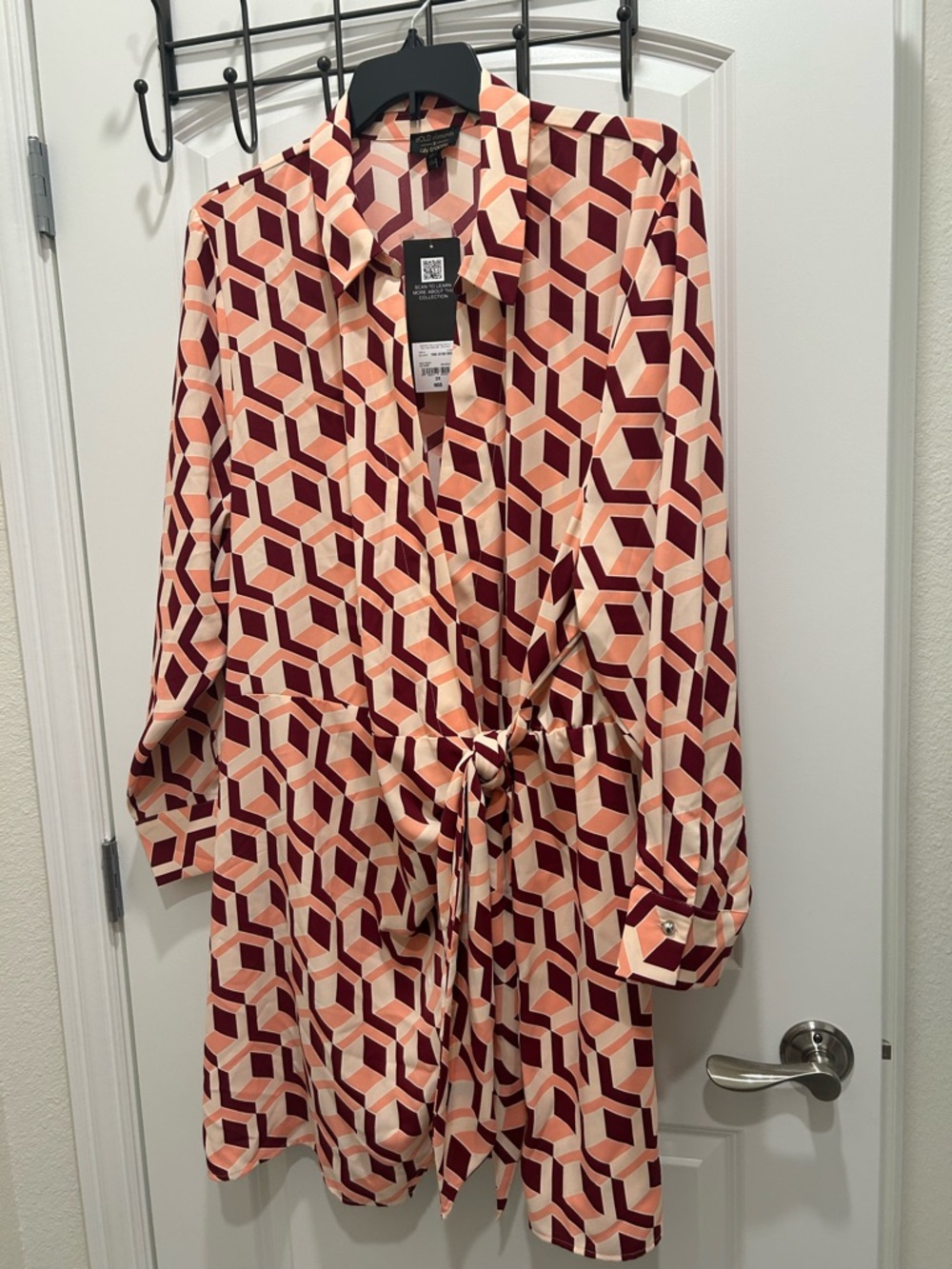 Geometric Print Tie-Waist Dress in Peach & Burgundy